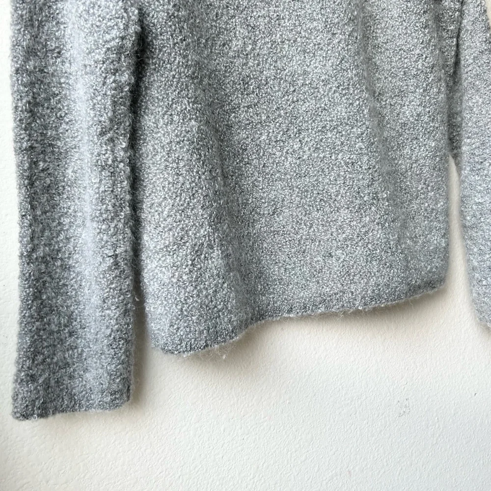 J. CREW Grey Gray V-Neck Sweater 50% Wool & 50% Mohair Size S